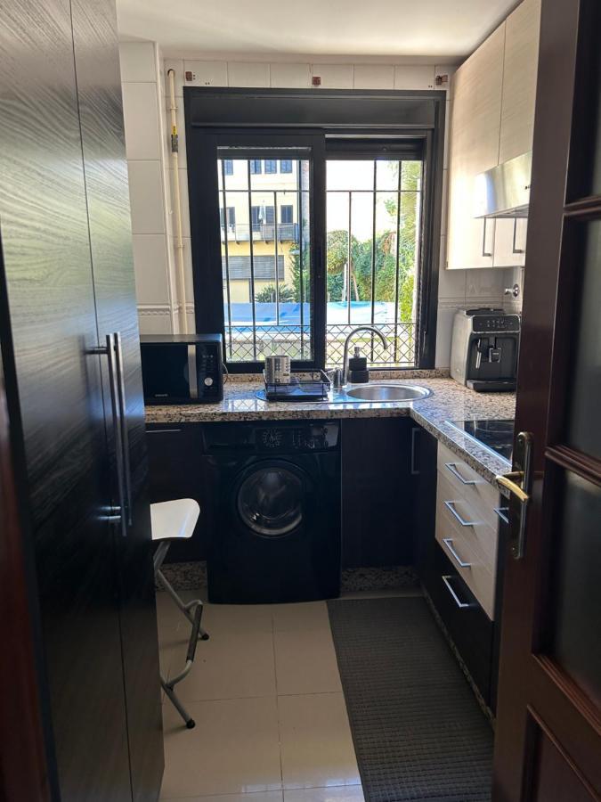 Apartamento Proximo Al Centro De 2 Dormitorios Con Piscina. Sevilla Eksteriør bilde